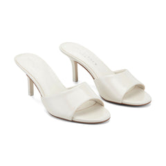 Finny Leather Mule Sandal - Ivory Leather / Marc Fisher Discount