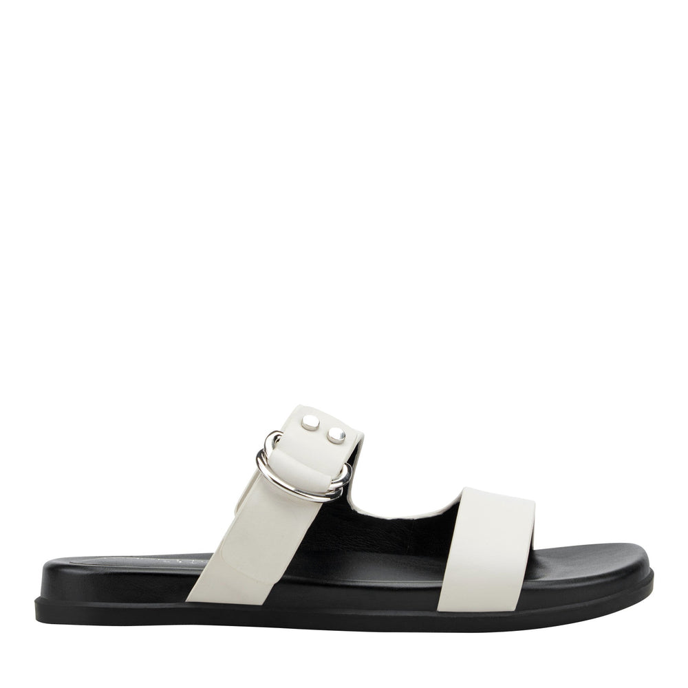 Gia Flat Leather Sandal - Cream Leather / Marc Fisher Outlet