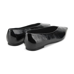 Casee Leather Flat - Black Patent Leather / Marc Fisher Discount