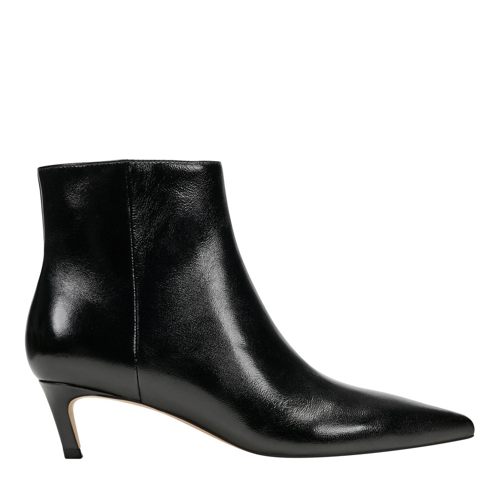 Itzia Ankle Leather Bootie - Black Leather / Marc Fisher On Sale