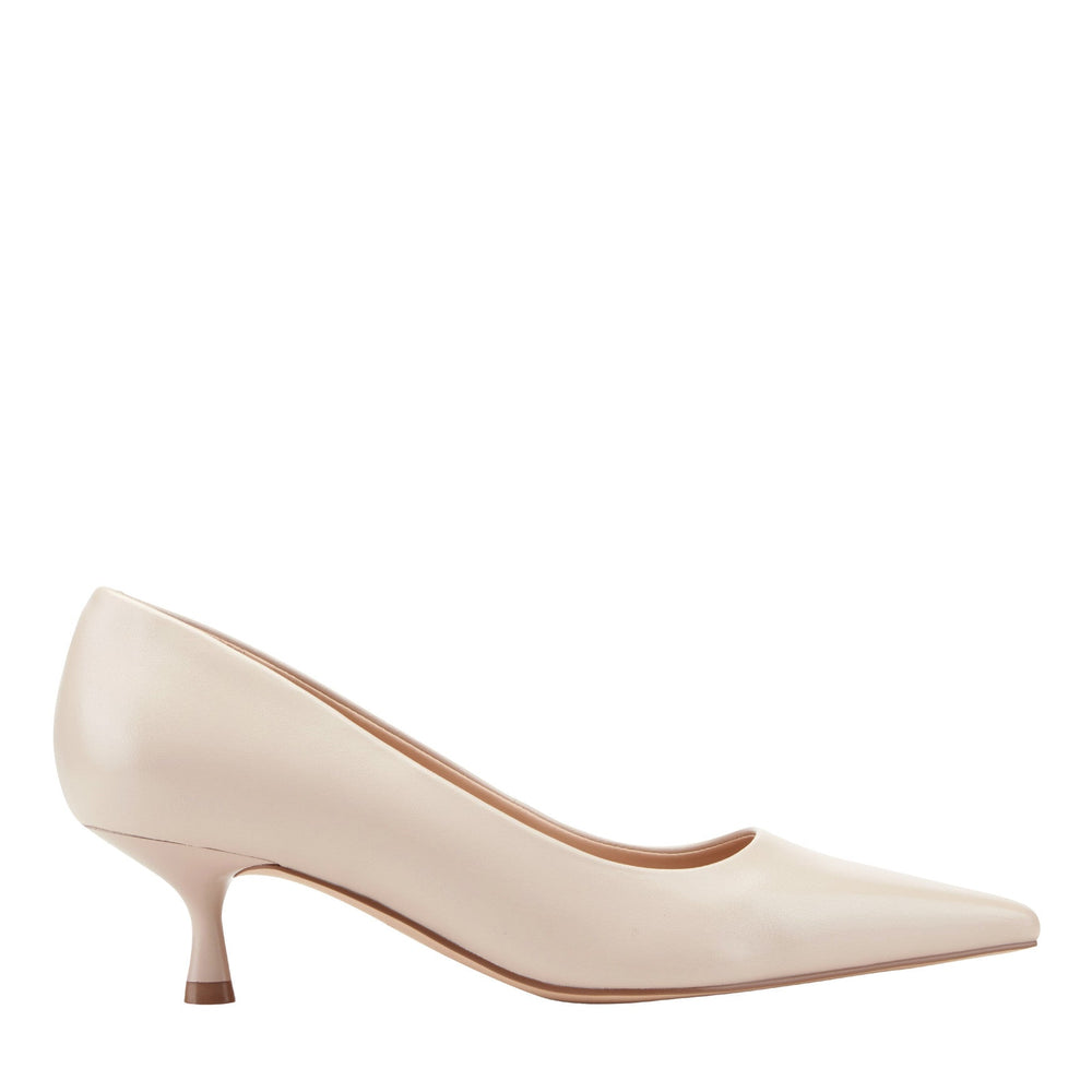 Calynna Leather Kitten Heel Pump - Cream Leather / Marc Fisher For Sale