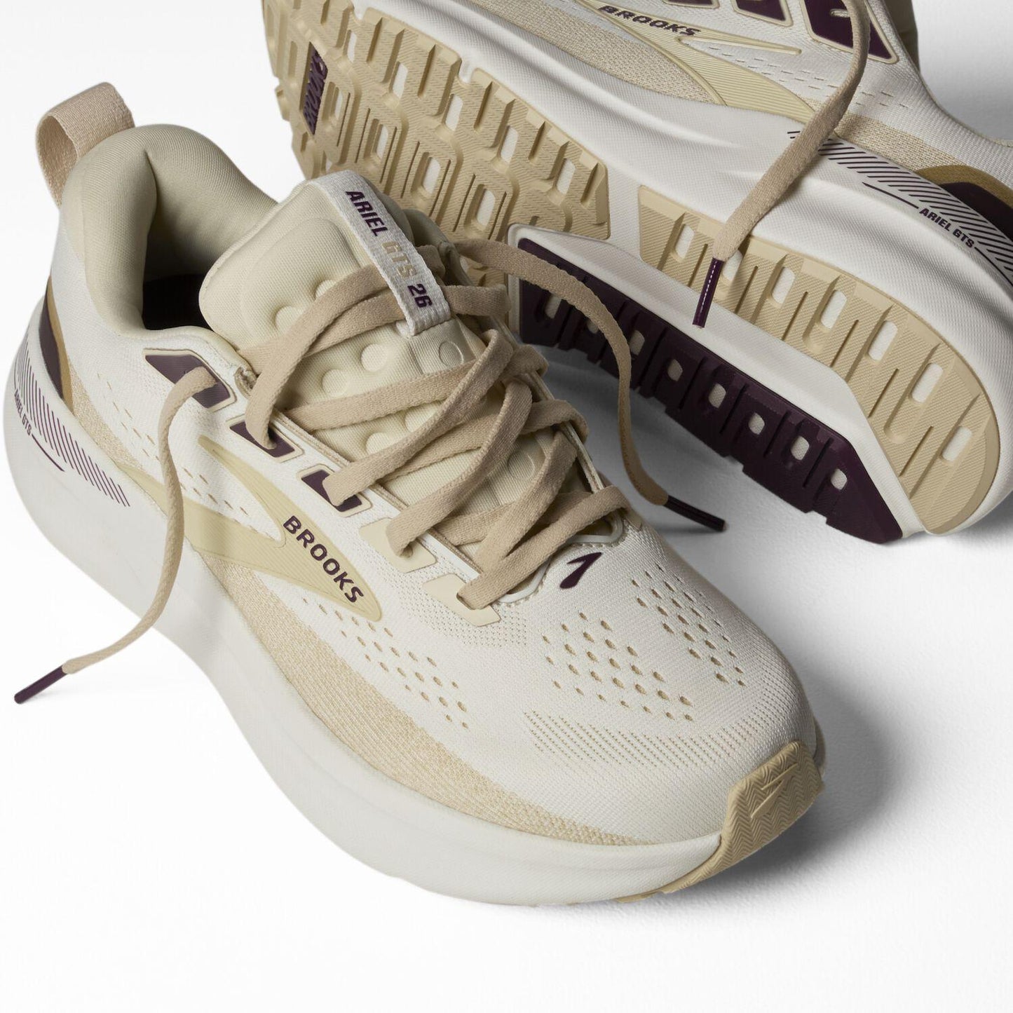 Brooks Running Women's Ariel GTS 26