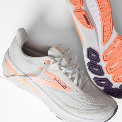 Brooks Running Revel 9