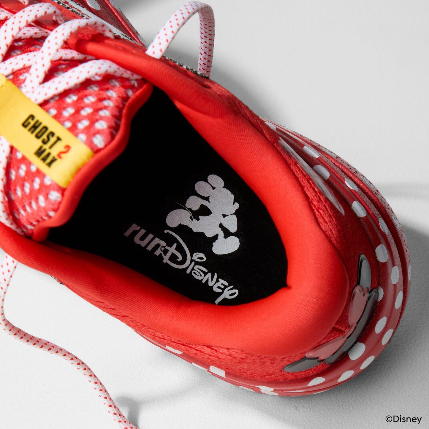 Brooks Running Ghost Max 2 Minnie Mouse Womens