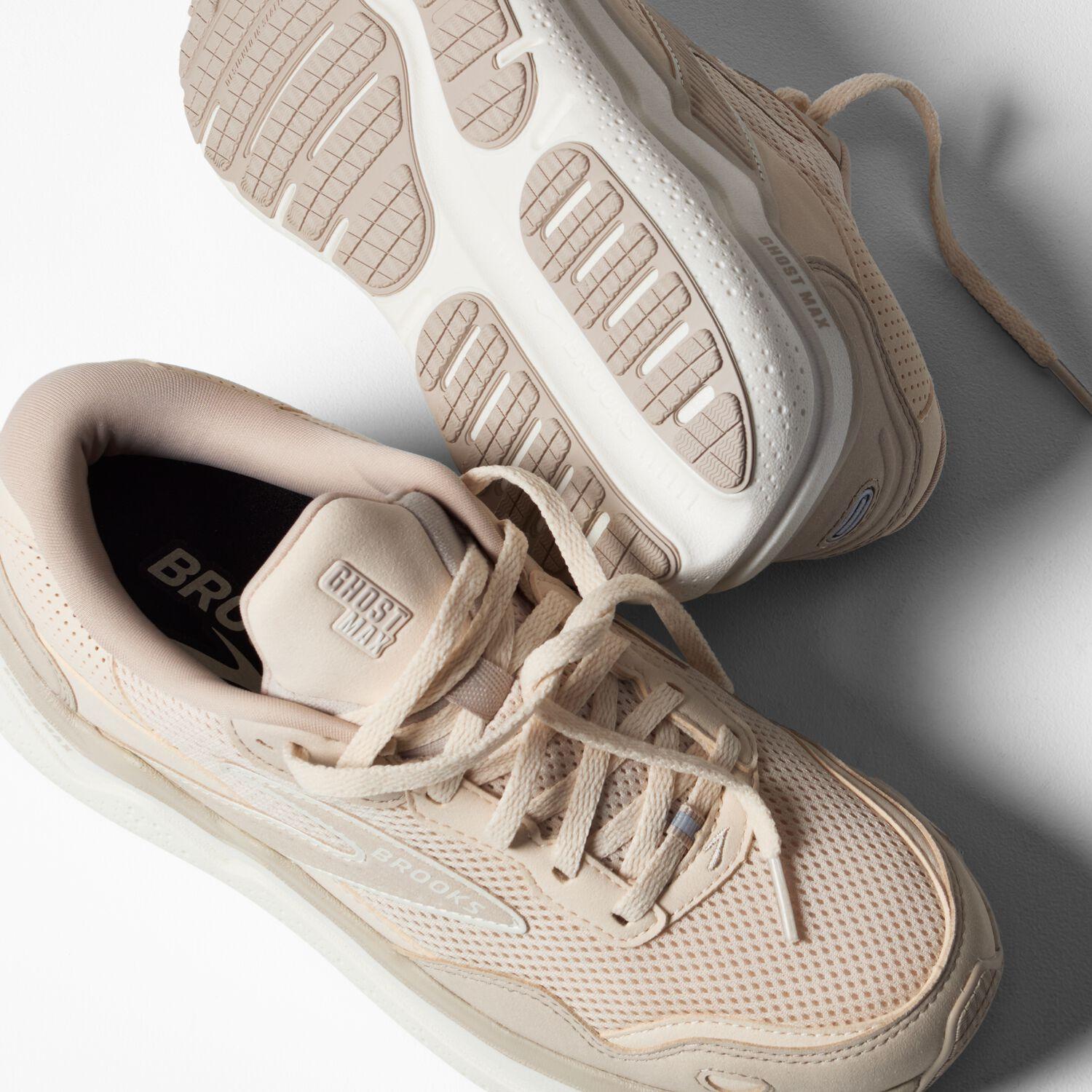 Brooks Running Women's Ghost Max SE | Suede