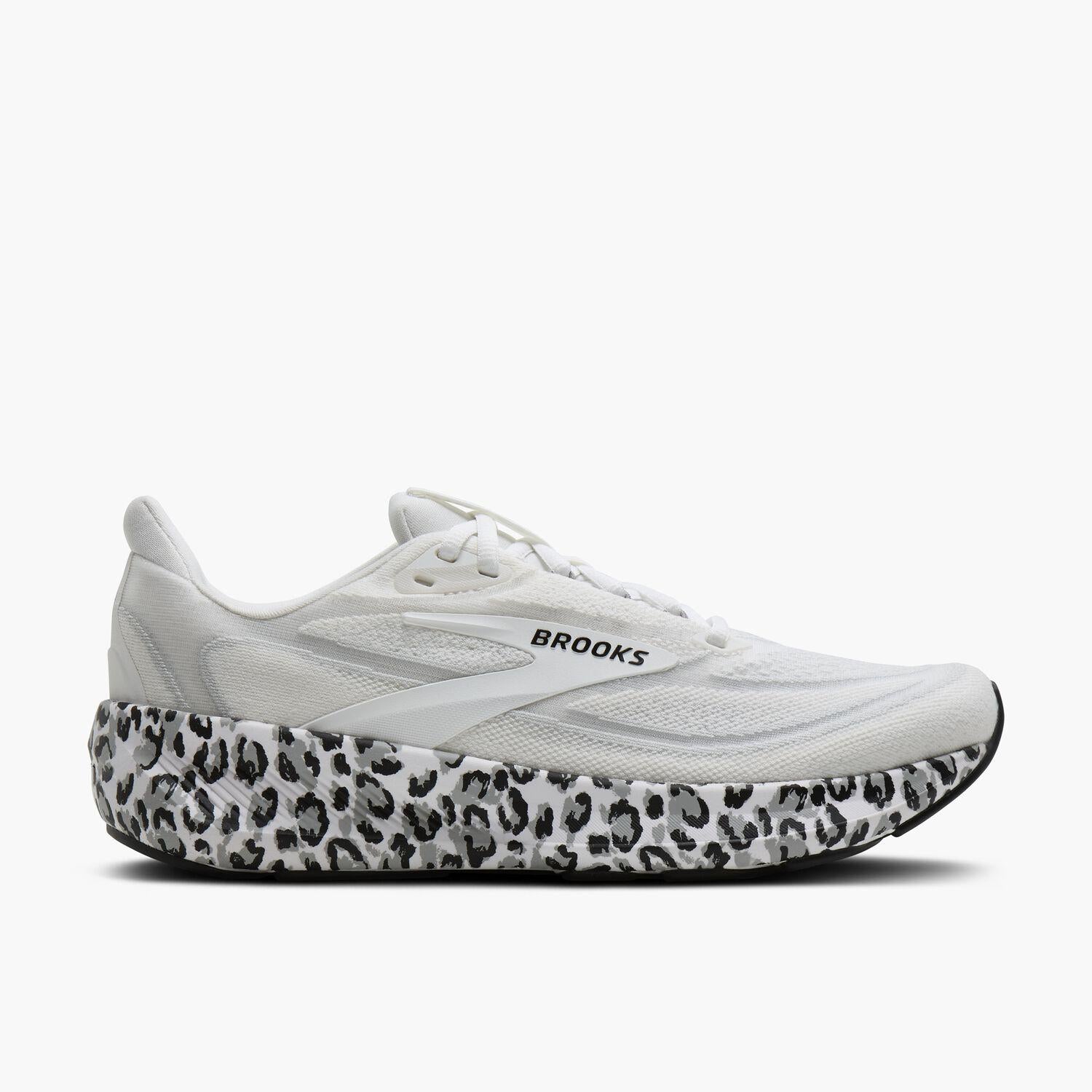 Brooks Running Revel 9