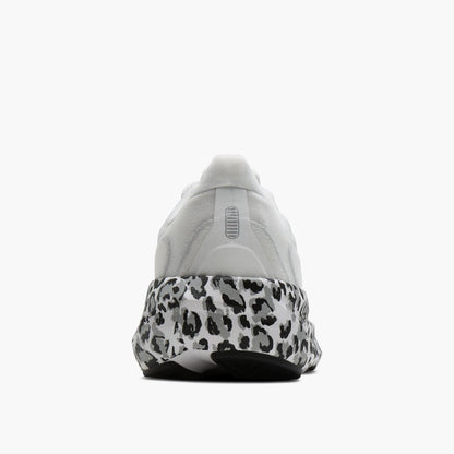 Brooks Running Revel 9