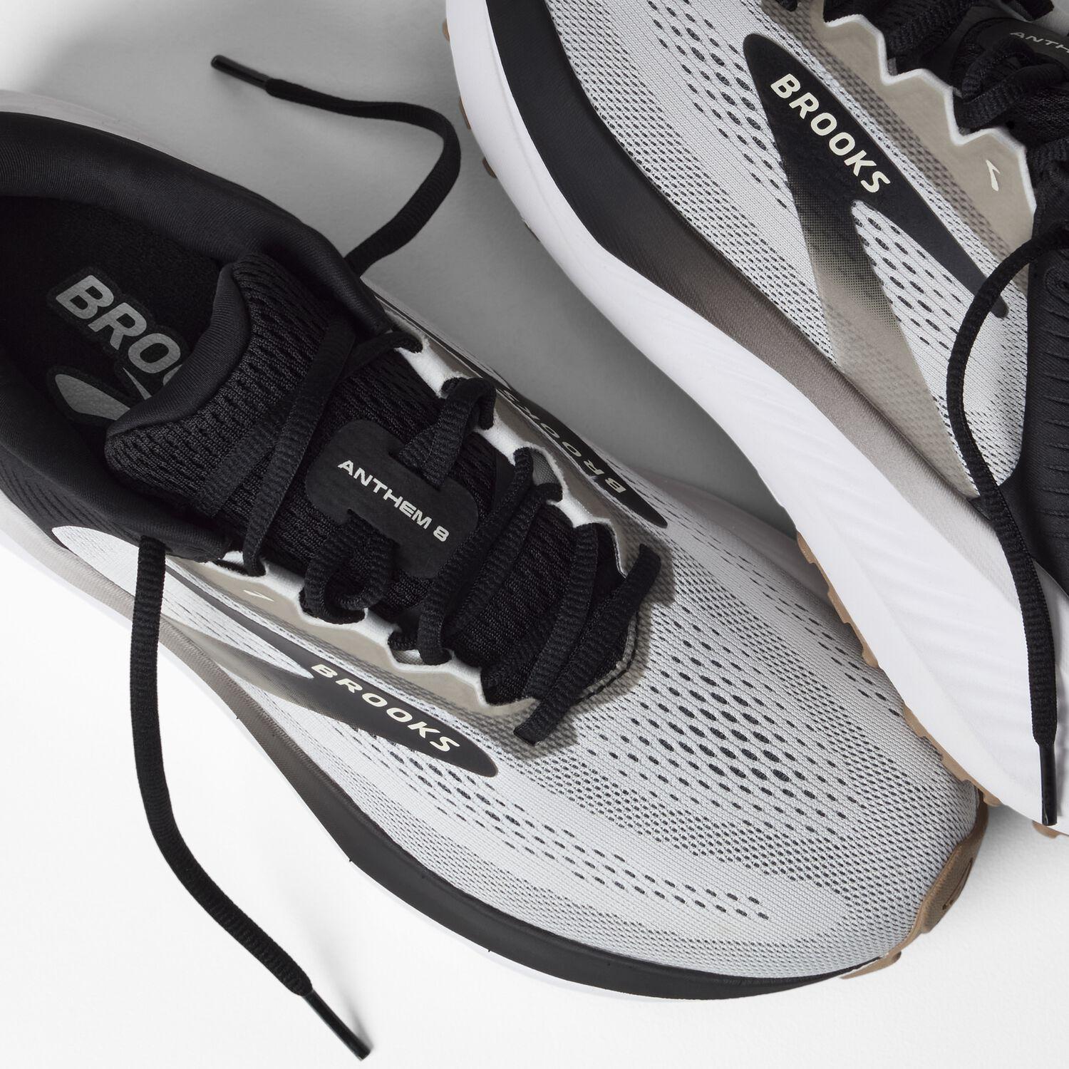 Brooks Running Men's Anthem 8