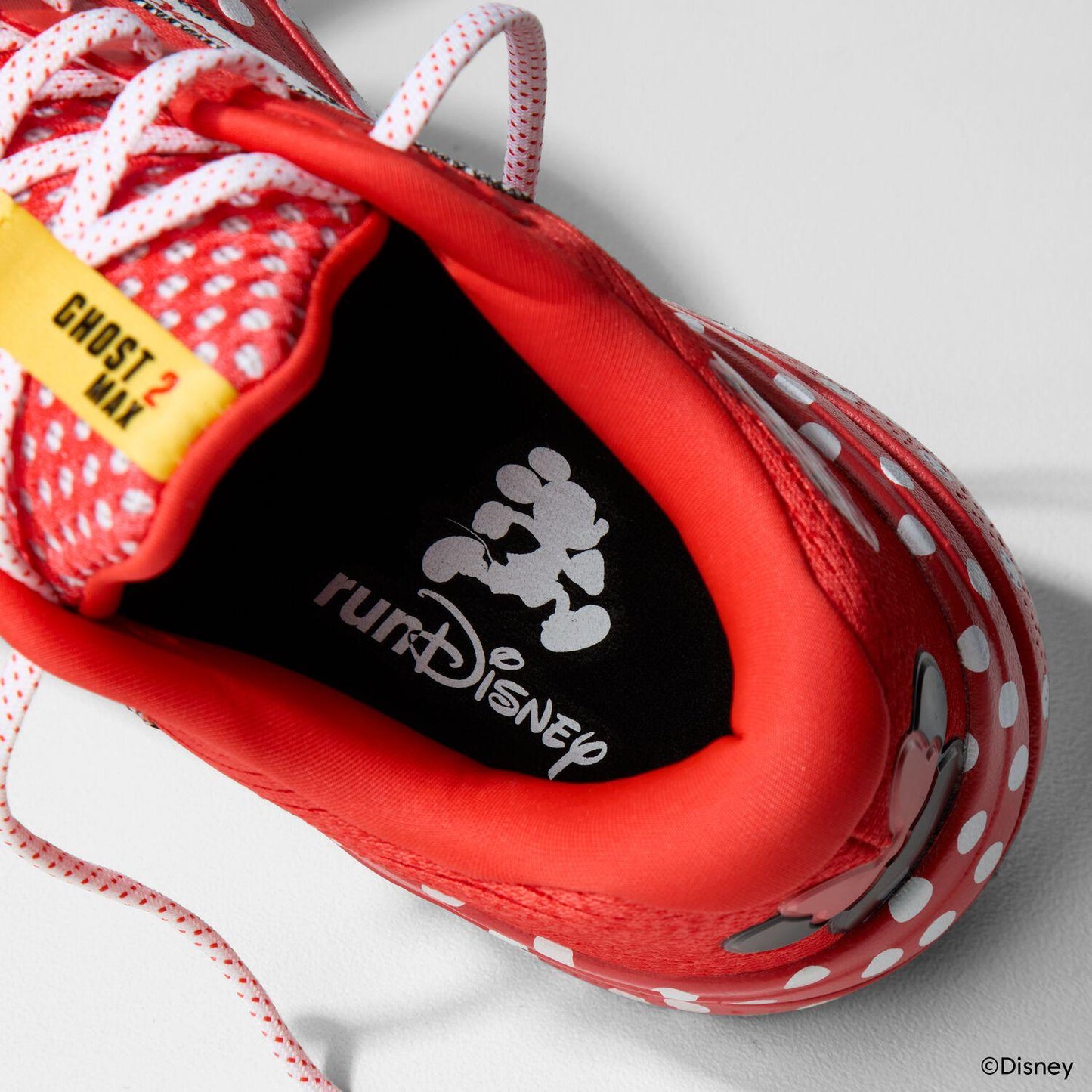 Brooks Running Ghost Max 2 Minnie Mouse Mens