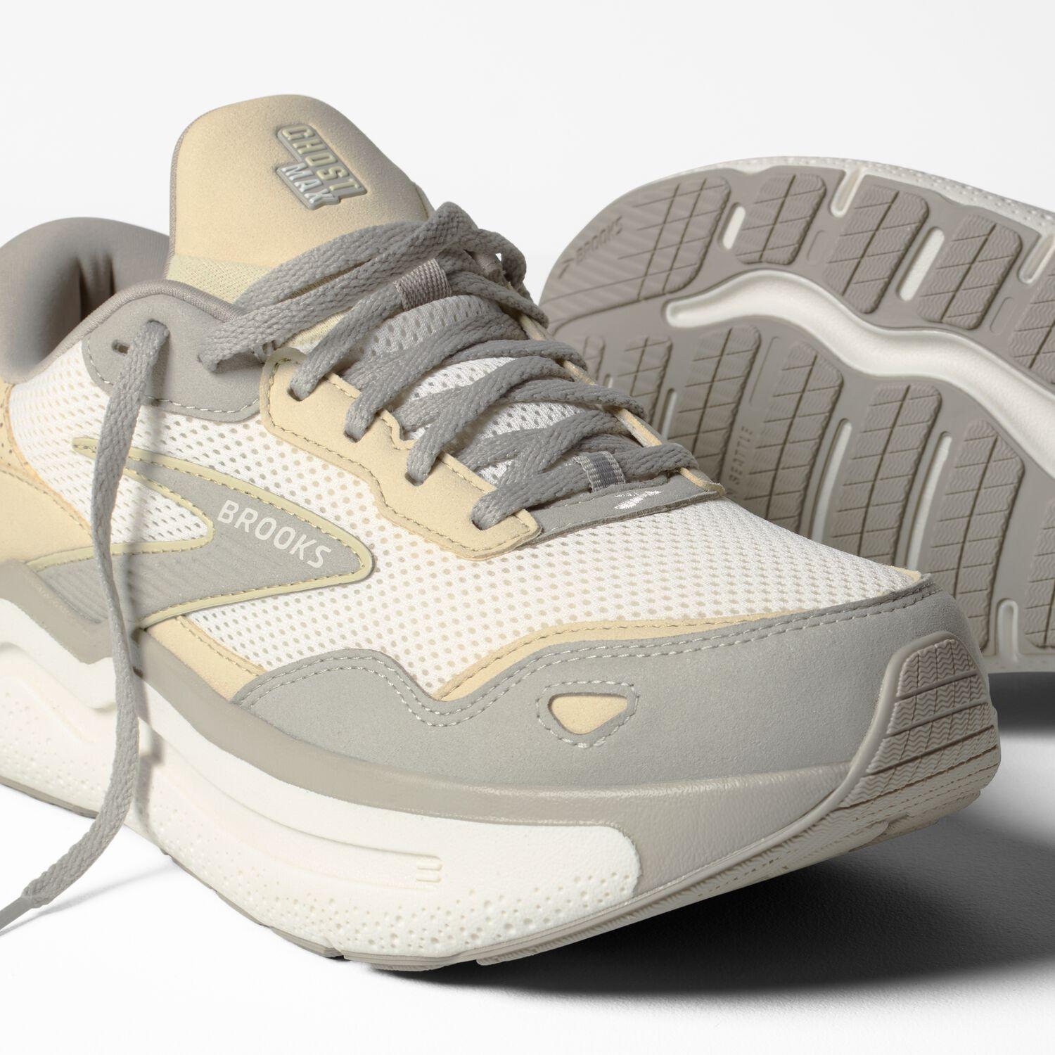 Brooks Running Men's Ghost Max SE | Suede