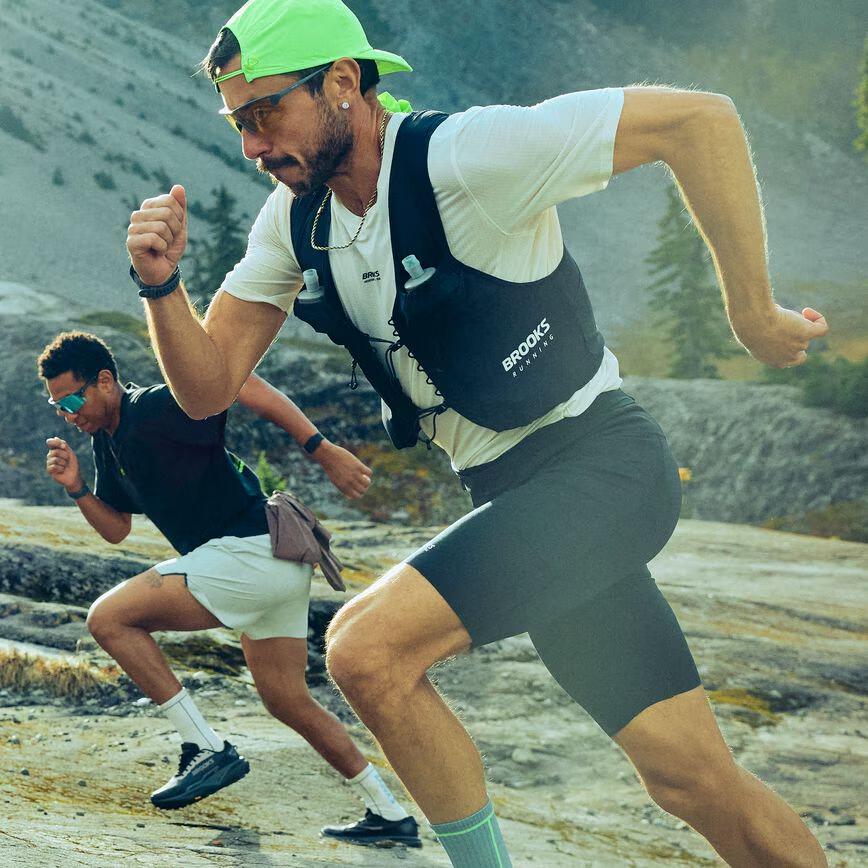 Brooks Running Men's Cascadia Half Tights
