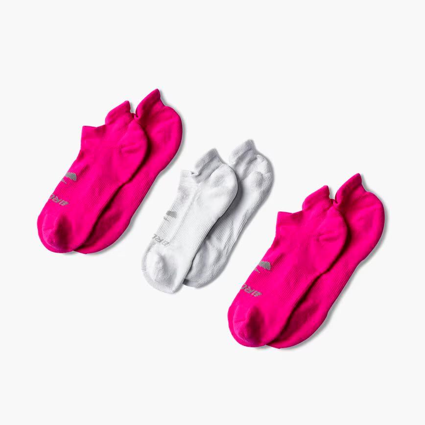 Brooks Running Run-In No Show Sock 3-Packs | Running Apparel & Gear