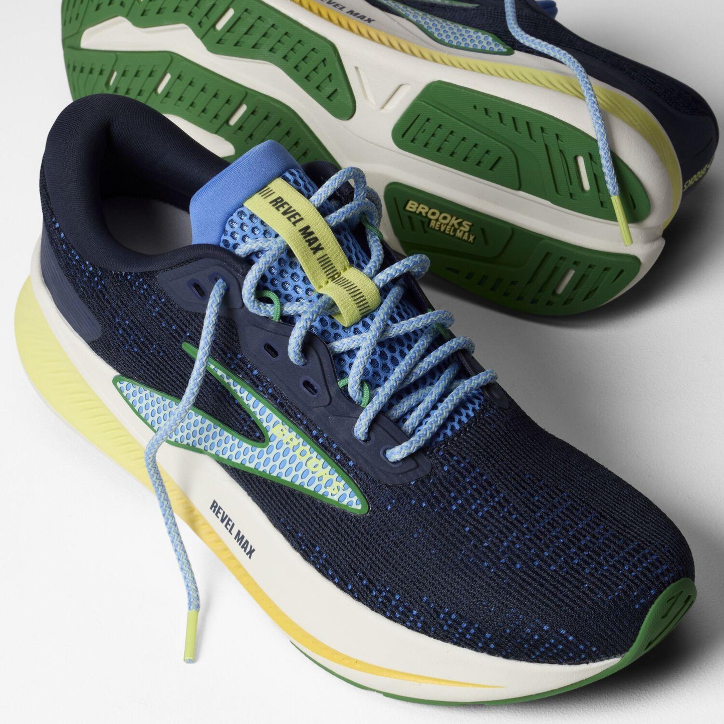 Brooks Running Men's Revel Max