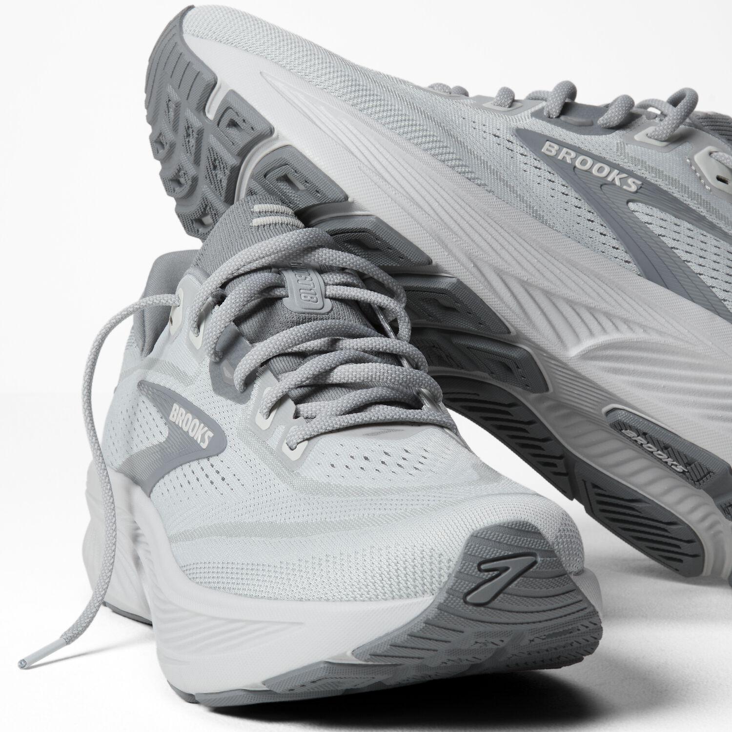 Brooks Running Ghost 18